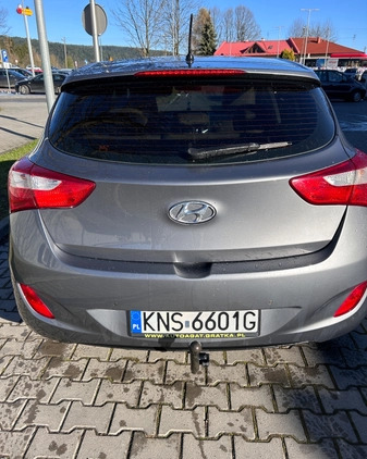 Hyundai I30 cena 27900 przebieg: 233000, rok produkcji 2012 z Tarnowskie Góry małe 67